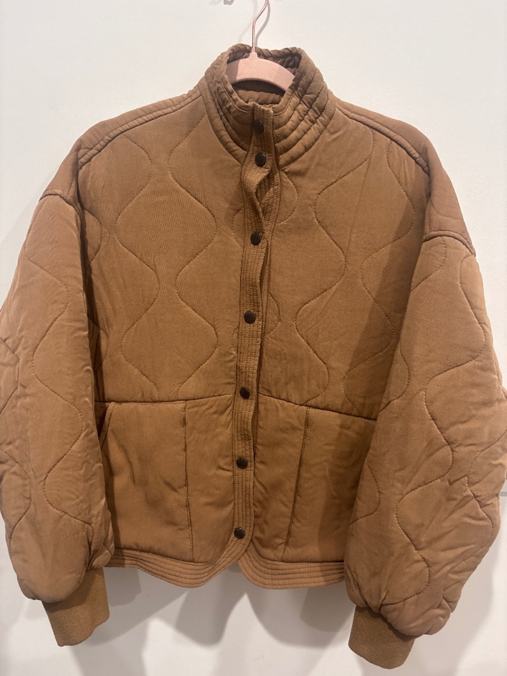 BLANKNYC Drop Shoulder Quilted Jacket XS Chai Tea Tan Snap Front Collar